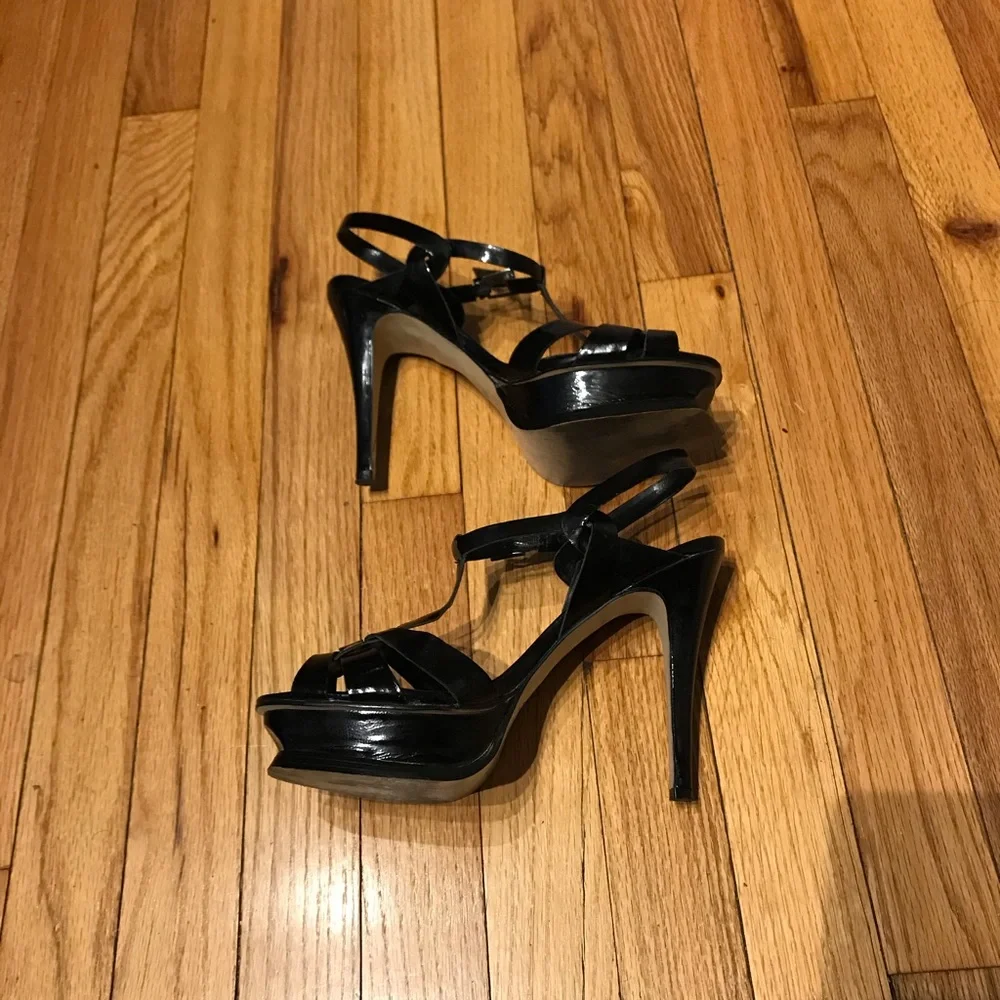 RSVP Leather Platform Glossy Crisscross Straps Sandals Heels Platforms 8 black
